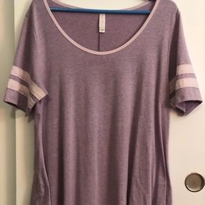 Lularoe Perfect-T : Size Medium